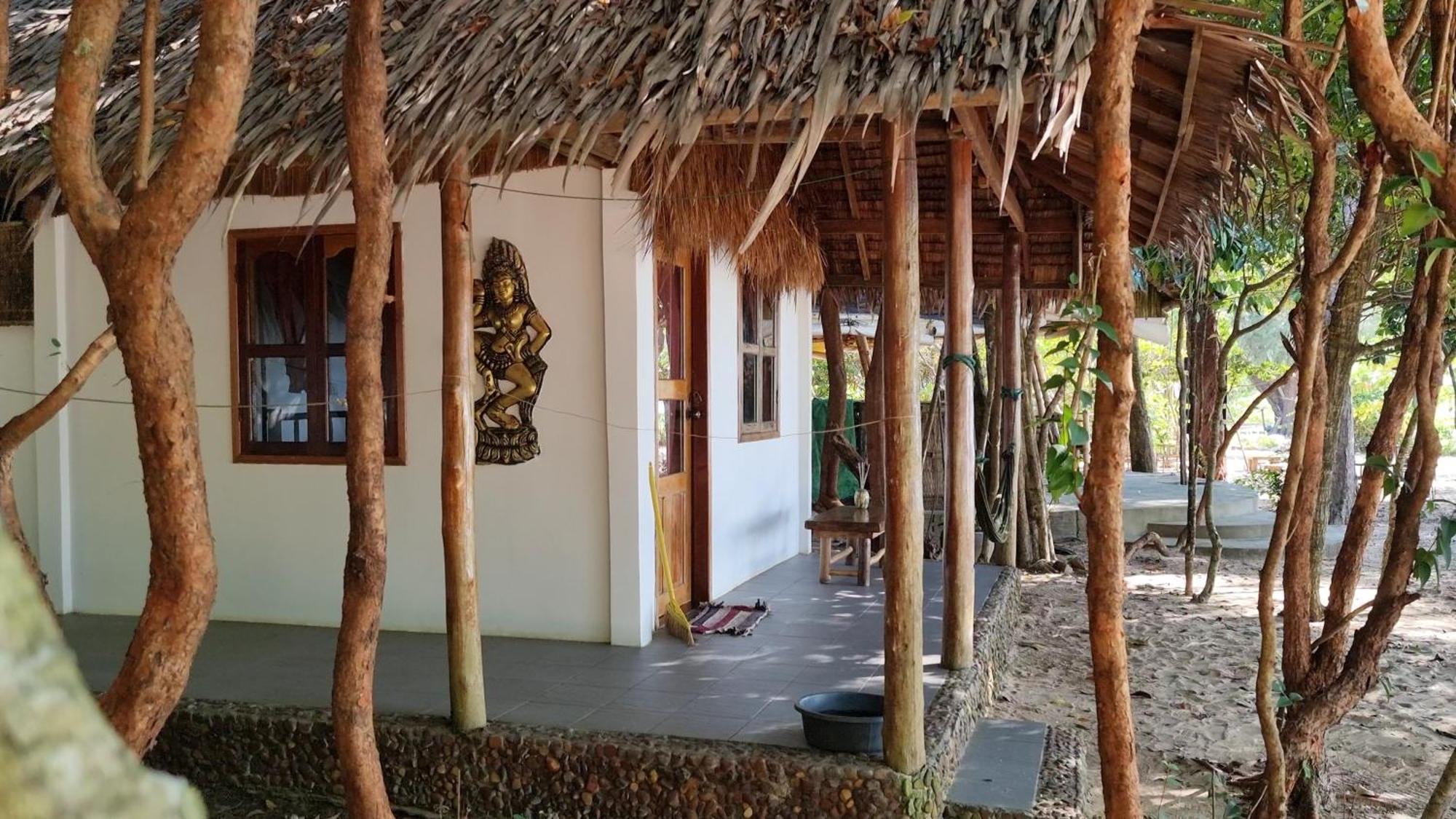 Sunboo Beach Bungalows เกาะรงสำลน ภายนอก รูปภาพ